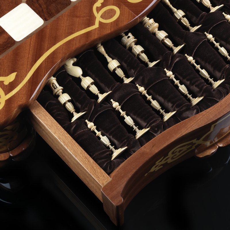 Chess_kadun_aristokrat_1.jpg