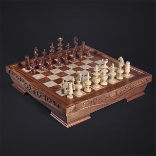 chess-kadun-rezhans-iz-krasnogo-dereva_1.jpg